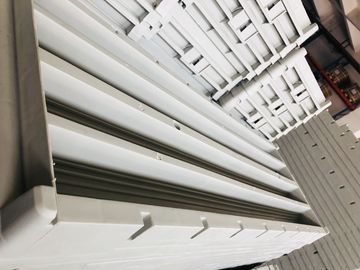 Подносы случаев каркаса стержня кабеля 1070×385×10 Мм пластиковые покрывают/крышка коробки