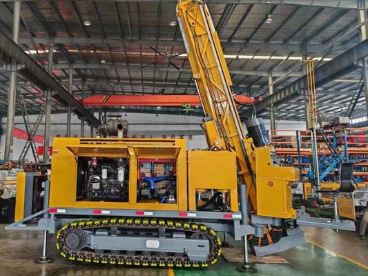 CR-18A полная гидравлическая буровая установка с поверхностным ядром с максимальным крутящим моментом 6400 N·m, 3700 мм подающего хода и дизельным двигателем мощностью 178 кВт